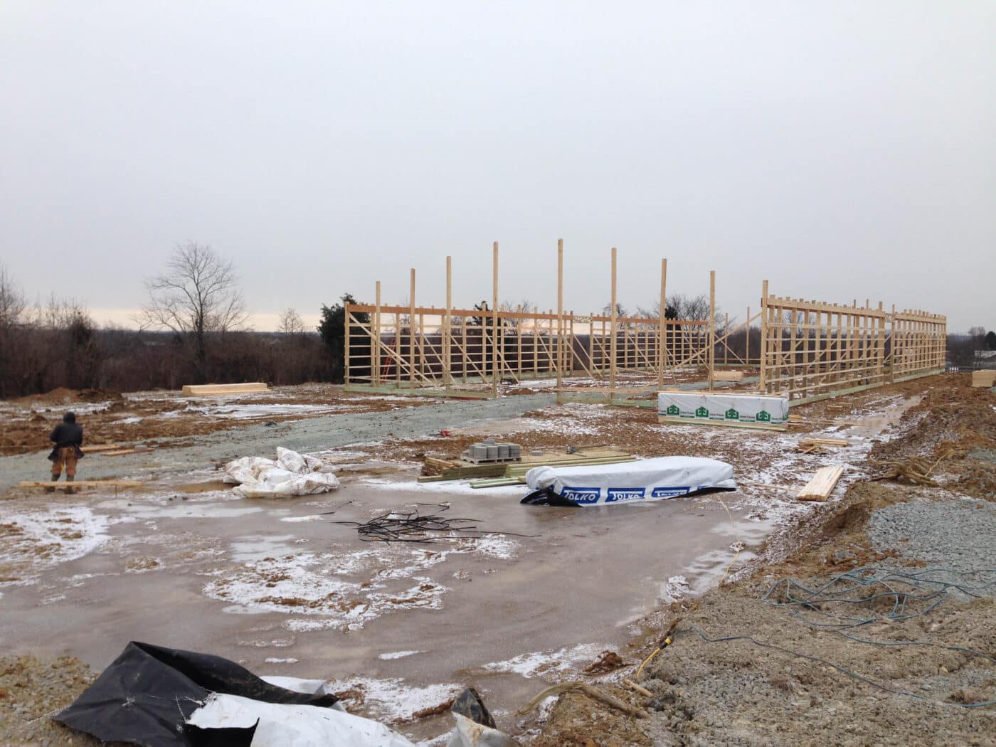 80x100 commercial pole barn construction in progress