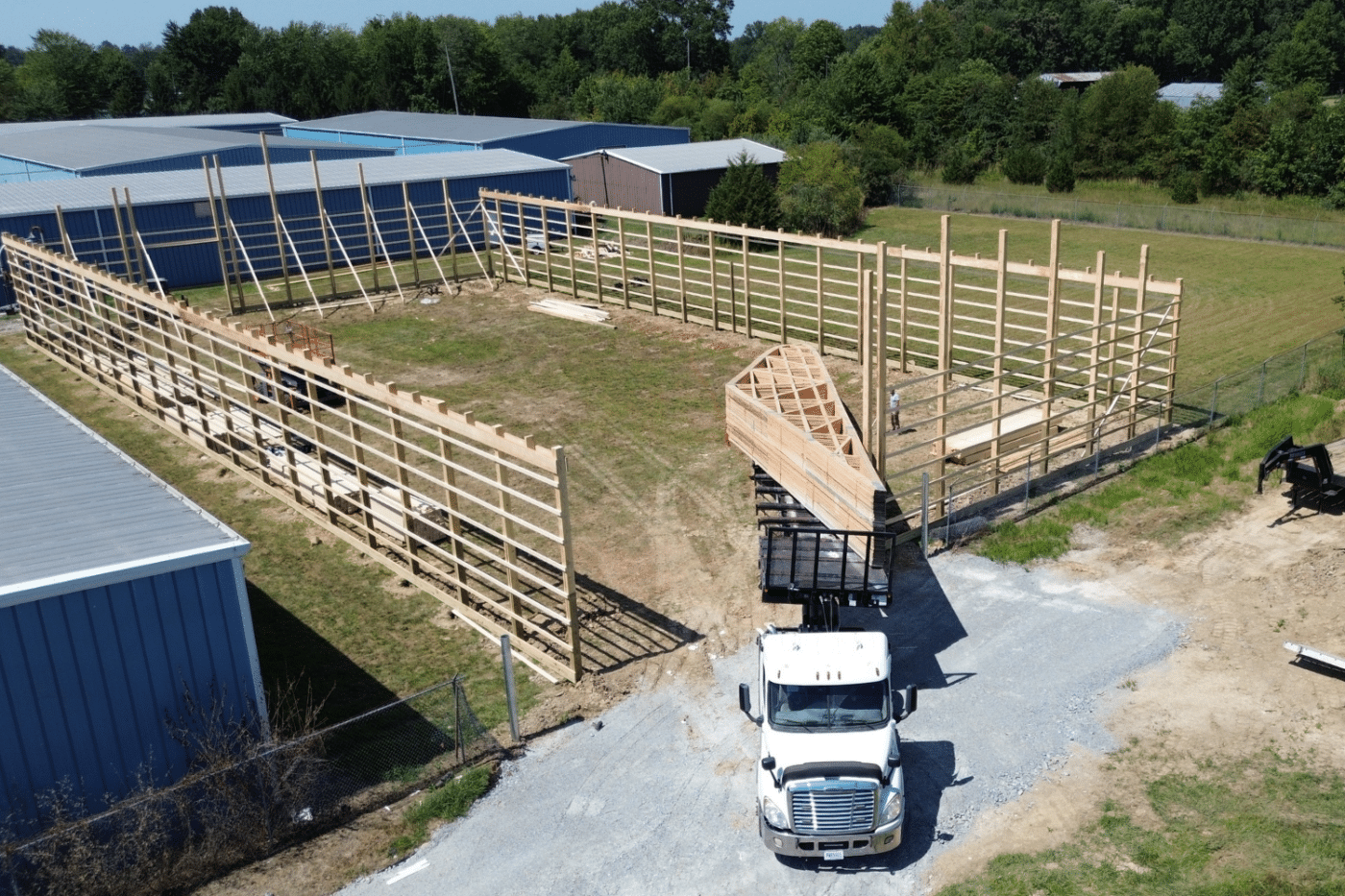 truck unloading roof trusses in felicity ohio for 24x40 garage pole barn kit in felicity ohio